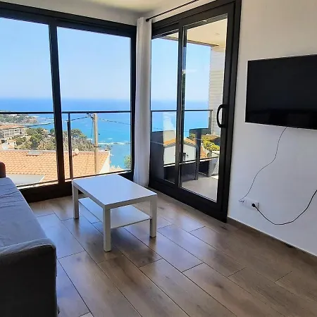 Encantador Con Terraza En - Es-170-74 Llanca